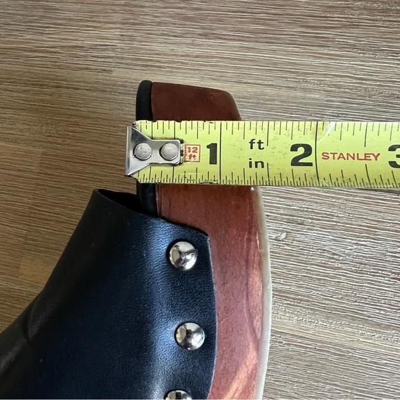 Mango Shoes Womens 7.5 Black Leather Chunky Wood Studded Platform Block Heel - Picture 16 of 16